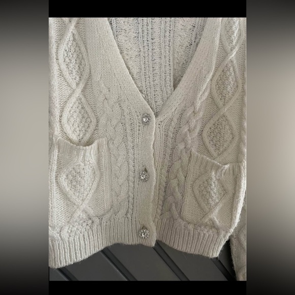 Moon & Madison Ivory Cable Knit Sweater - Picture 2 of 5